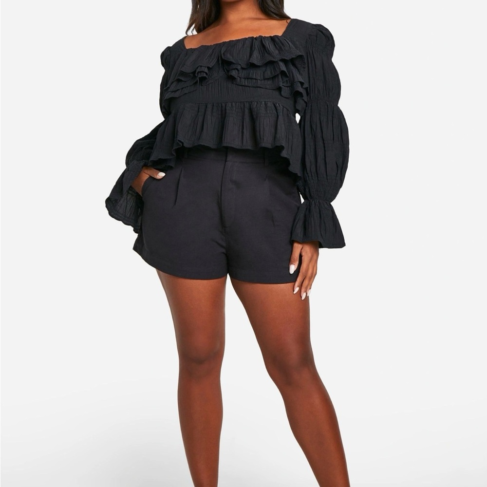 Boohoo Black Ruffled Plus Textured Ruffle Peplum Top size 14